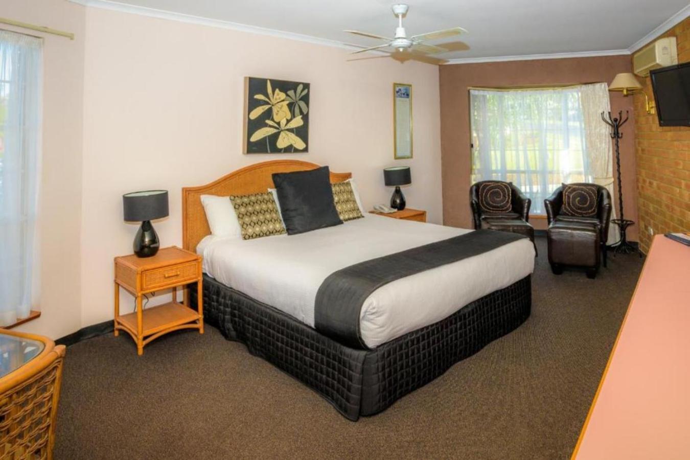 Sapphire Waters Motor Inn Merimbula Eksteriør billede